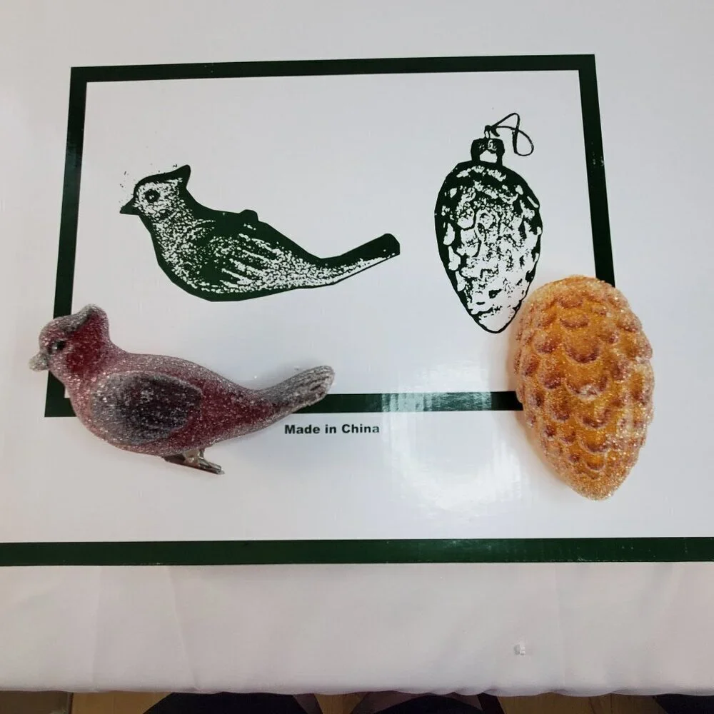 Vintage Frosted Cardinal & Pinecone Clip-On Christmas light covers Set Of 18